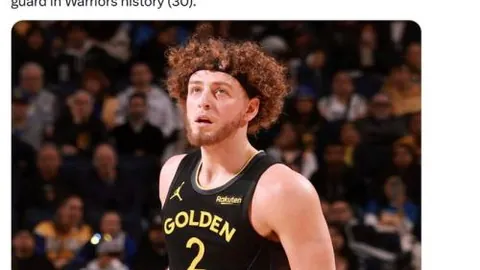 中国速滑健儿世锦赛金牌荣耀归队